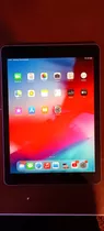 Apple iPad  5th Generation 2017 A1822 9.7  128gb 