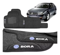 Jogo De Tapete Carpete Vw Bora 2000 A 2007 Preto Com Grafia