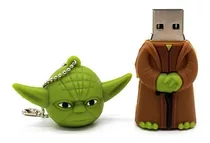 Pen Drive Mestre Yoda Star Wars 32gb Usb 2.0 Emborrachado