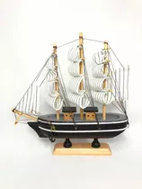 Navio De Madeira 19cm