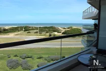 Penthouse Frente Al Mar En Venta En Blue Bird, 3 Dormitorios En Suite. Punta Del Este