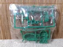Lote 15041- Mini Brinquedo Verde Modelo 04 - Anos 80