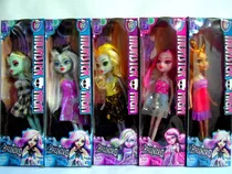 5 Muñecas Monster High  Caja