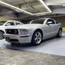 Ford Mustang 2008