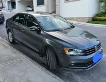 Jetta 2016 Confort Line Gris Oxford 142,000 Km. Único Dueño