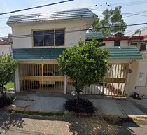 Hermosa Casa En Remate Bancario, Ubicada En Tlalnepantla ¡¡oportunidad Unica!! 