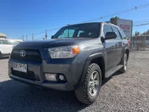 Toyota 4 Runner Sr5 4.0 At 4x2 2013