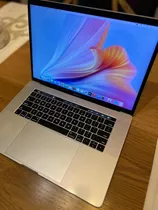 Macbook Pro I7 15.4 2017
