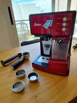 Cafetera Espresso Oster Prima Latte Roja