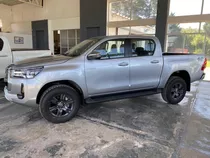 Toyota Hilux Srv 4x4 Manual 0km 2023 - Disponible 