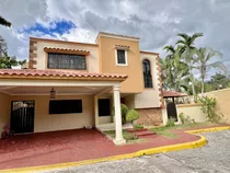 Casa En Proyecto Cerrado, Cerca De La Embajada Americana