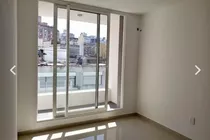 Apartamento En Alquiler De 2 Dormitorios C/ Cochera En Cordón