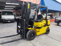 Autoelevador Yale 2.5tn