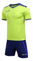 Equipamiento Kelme Lisa Amarilla De Futbol Camiseta Y Short