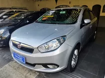 Fiat Grand Siena Essence 2014/2015 Automatico