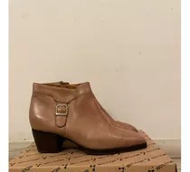 Botas Con Taco Beige, Hebilla Y Cierre Tassitani Talle 37