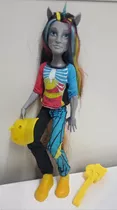 Boneco Monster High Freaky Fusion Neighthain For Mattel