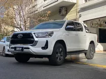 Toyota Hilux 2.8 Cd Srv 177cv 4x2 Solo 2.000 Kms