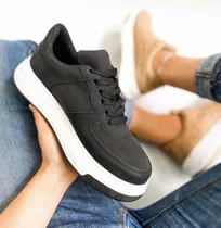 Zapatillas Sneakers Negras Gamuzadas Con Plataforma Nuevas