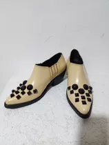 Sarkany Botitas De Cuero Beige Con Tachas Piedras Negras 36