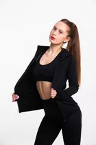 Campera Negra Deportiva De Mujer De Microfibra Lycra