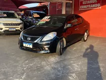 Nissan Versa  1.6 16v Sl 2014 Preto Flex Manual