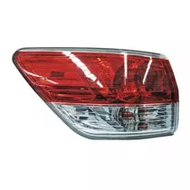 Farol Foco Izquierdo Trasero Nissan Pathfinder 2016