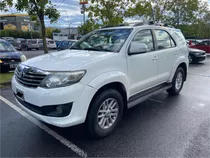 Toyota Sw4 2014 2.7 Srv Cuero Vvti 4x2 4at 7 Asientos