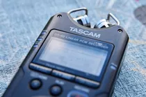 Grabador De Audio Digital Tascam Dr-40 - Incluye Windscreen