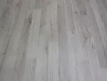 Piso Laminado 7mm Precio X Caja 2.39 M2 , Garantia 15 Años 