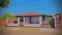 Alquilo Casa Amoblada Con Piscina En Carmen Del Paraná: 3 Habitaciones Y 2 Baños