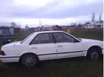 Nissan Bluebird Año 1990