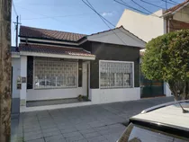 Casa En Venta En Lomas De Zamora Permuta Por Dto Menos Valor