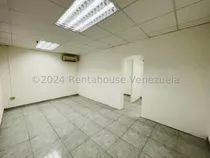 Oficina Comercial En Alquiler Maracay Torre Sindoni 24-21740 Ap.