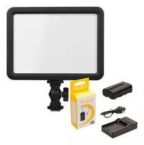 Kit Panel Led Godox Ledp120c Con Batería Np-f550 Y Cargador