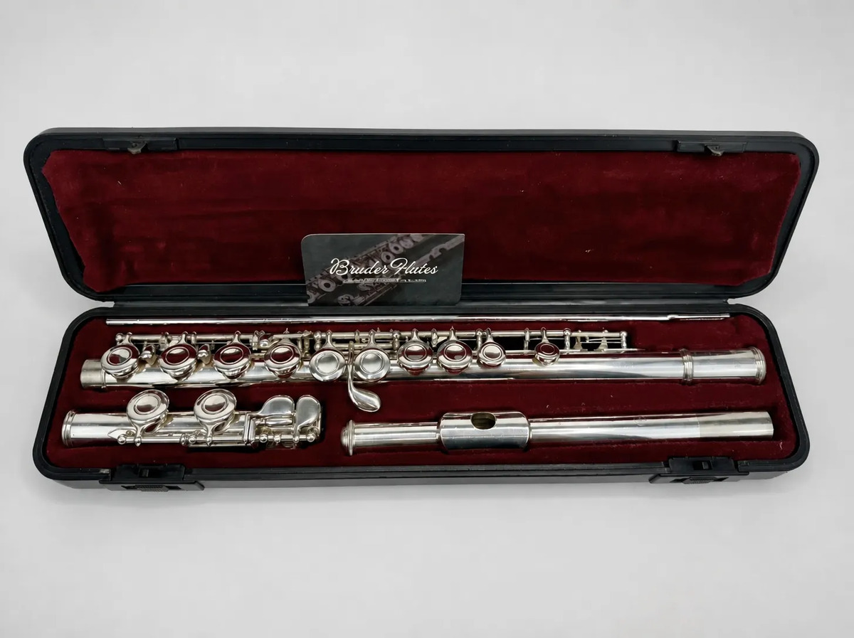 Flauta Yamaha Yfl 511 Made In Japan Prata | Mercado Livre