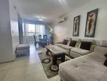 Se Alquila Apartamento Amoblado, Dennymar En Zona Centro Este De Barquisimeto, Cocina Equipada Moderna, Habitaciones Con Closet Servicio De Agua Continua, Con Facil Acceso A Comercios