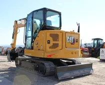 19) Miniexcavadora Caterpillar 306 Nueva