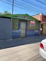 Casa Sólida Con Entrada Para  3 Autos