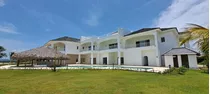 Se Vende Villa De Lujo Con Vista Al Mar En Cap Cana