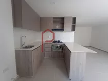 Se Arrienda Apartamento Para Estrenar ,reservas De Colores,medellin .