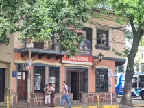 Casa En  Avenida Belgrano A Cuadras Plaza 9 De Julio