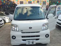 Toyoya  Pixi Van Full Turbo