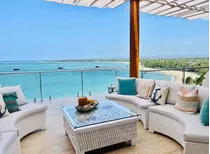 Magnífico Penthouse De Venta Con Extraordinaria Vista Al Mar En Playa Dorada! [ Video Tour Disponible ]