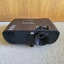 Proyector View Sonic Pjd 5555w + Telón Dinon 180 X 135 90 