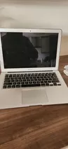 Macbook Air 13, 2015, I5, 4gb, 256gb Ssd. 