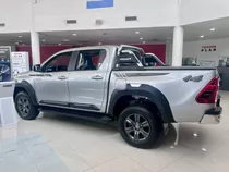 Toyota Hilux 4x4 Dc Srv 2.8 Tdi 6 At 2024 