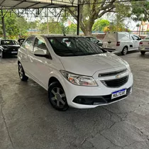 Chevrolet Onix 1.0 Mpfi Lt 8v Flex 4p Manual