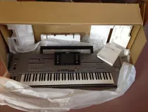 Yamaha Tyros 5 61-key Digital Workstation