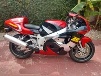 Suzuki Gsxr 750 Srad